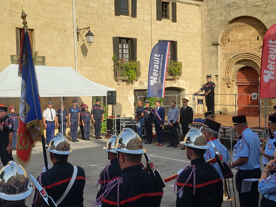 📷​ Retour sur la c&eacute;r&eacute;monie de passation de commandement du Centre de secours de Loupian