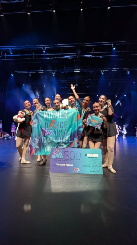 Floril&egrave;ge de Prix et M&eacute;dailles pour l'Association ESKAL DANSE