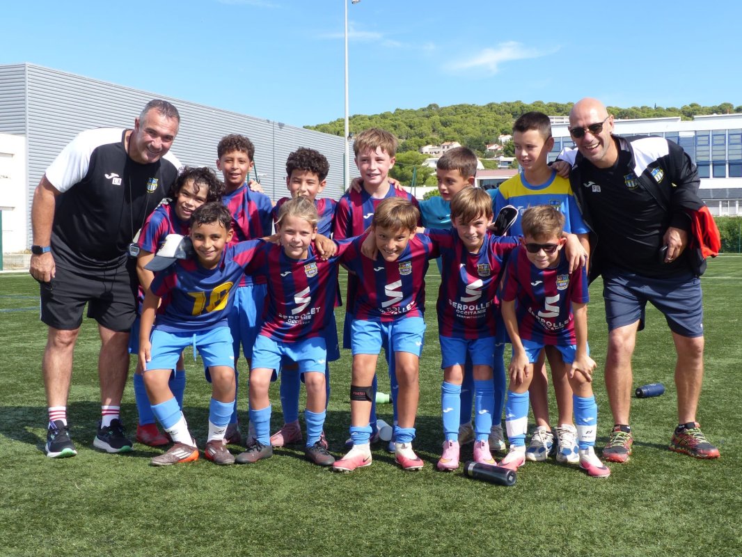 Les deux &eacute;quipes U11 du FC Domitia d&eacute;butent les plateaux officiels