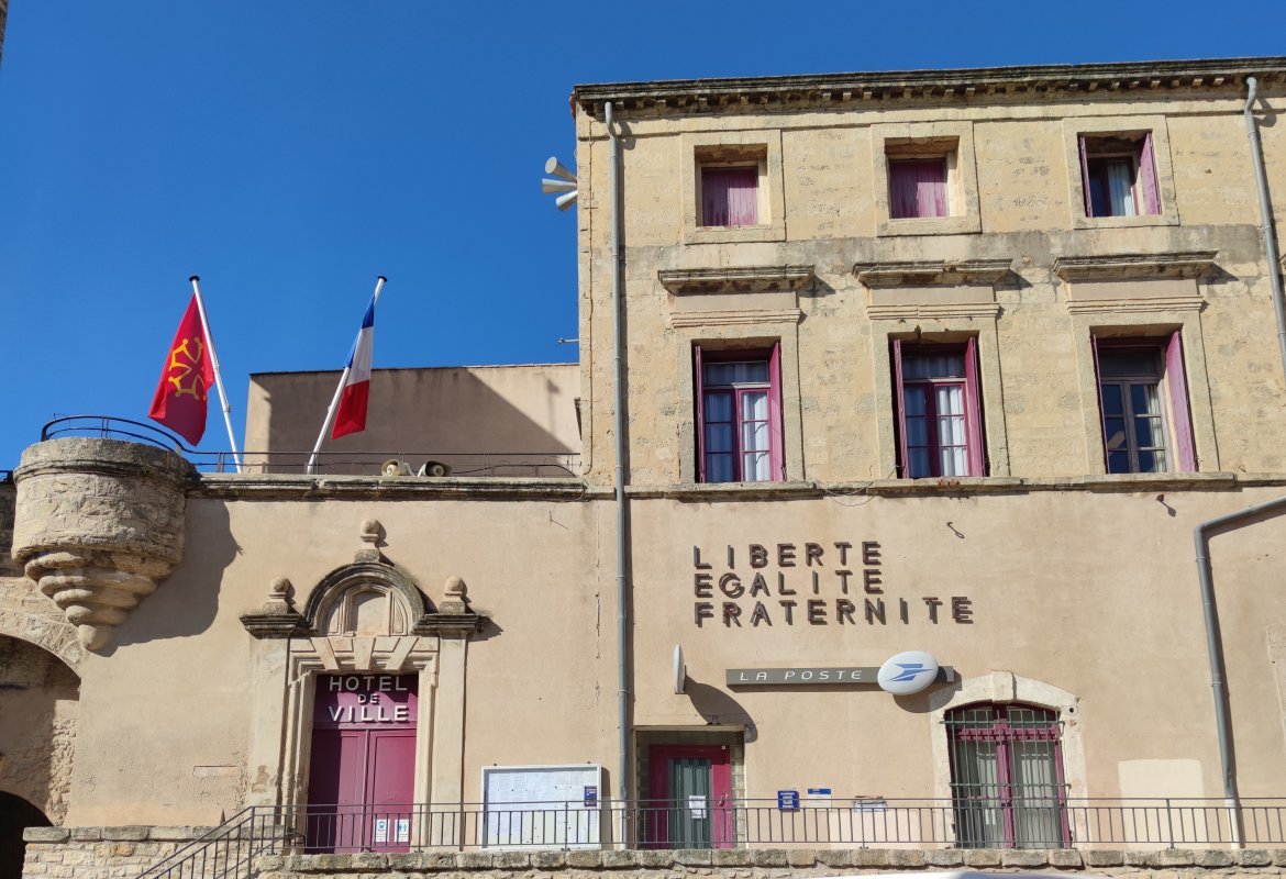 🇫🇷 | 𝗥𝗔𝗦𝗦𝗘𝗠𝗕𝗟𝗘𝗠𝗘𝗡𝗧 𝗥𝗘́𝗣𝗨𝗕𝗟𝗜𝗖𝗔𝗜𝗡 𝗗𝗘𝗩𝗔𝗡𝗧 𝗟𝗔 𝗠𝗔𝗜𝗥𝗜𝗘