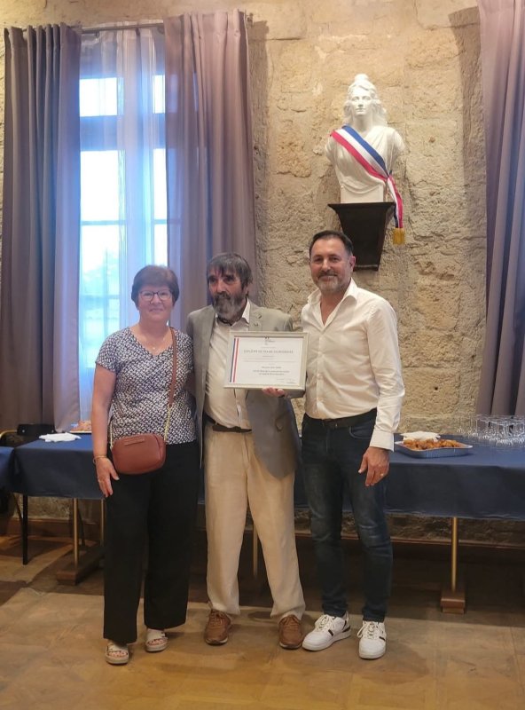 C&Eacute;R&Eacute;MONIE D'HONORARIAT DE M. ALAIN VIDAL