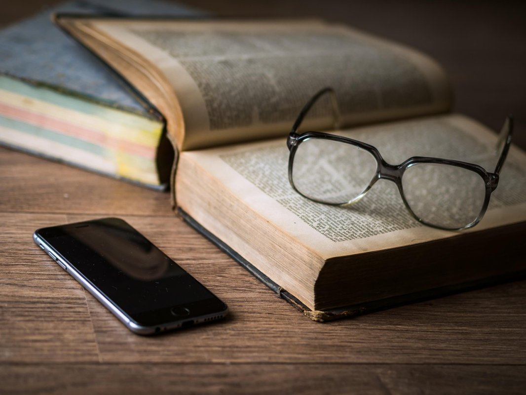 📚 [INFO BIBLIOTHÈQUE] Nouveaux contacts à noter ! 📚