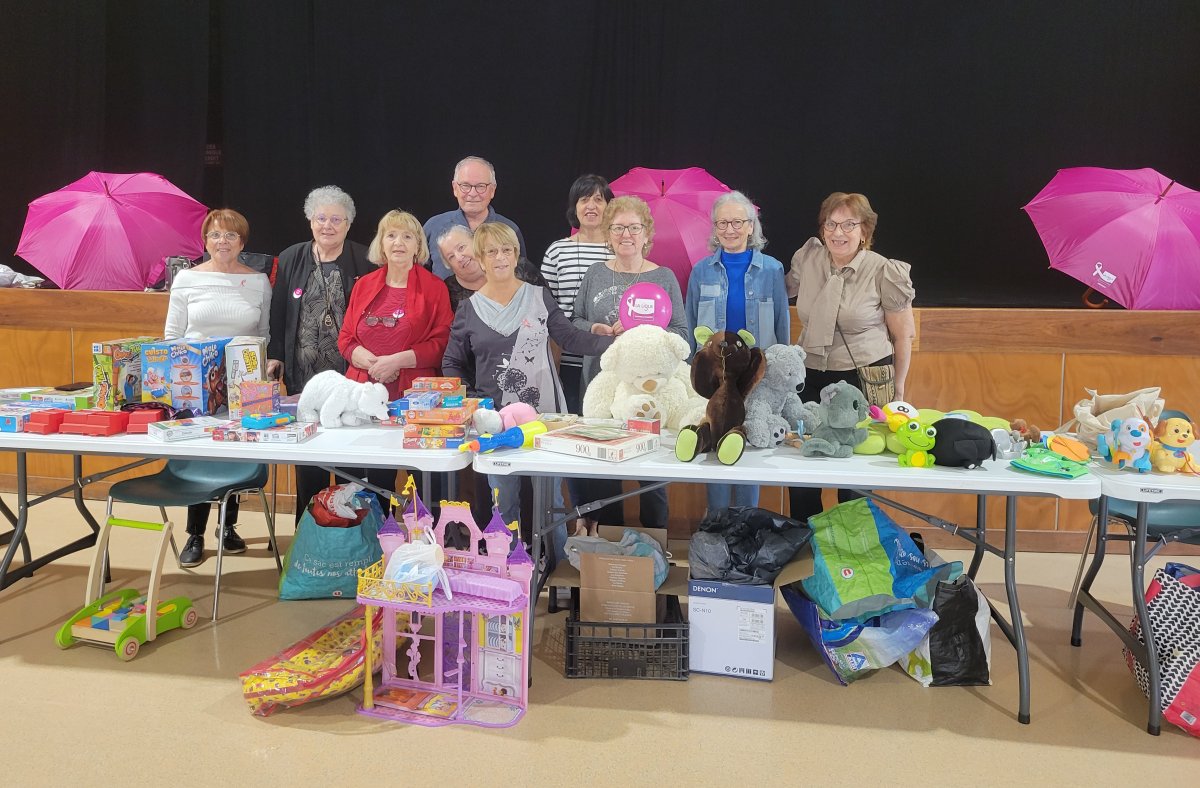 Brocante organisée par la Ligue contre le cancer