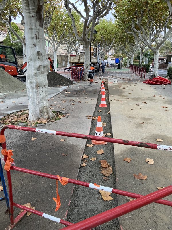 Travaux d’éclairage public place Jules Ferry