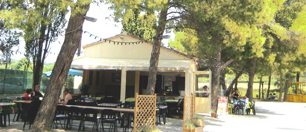 La commune recherche un professionnel pour l’exploitation du restaurant du camping municipal : les candidatures sont ouvertes !