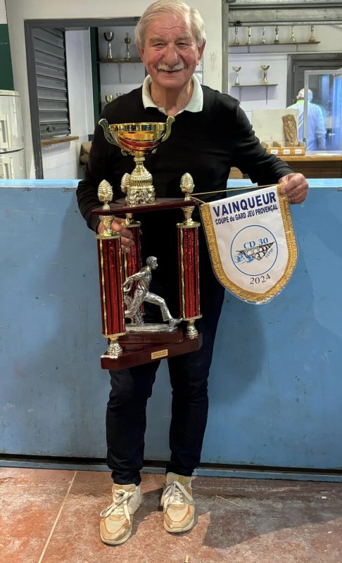 LA BOULE DU SAULE : CHAMPION DE LA COUPE DU GARD