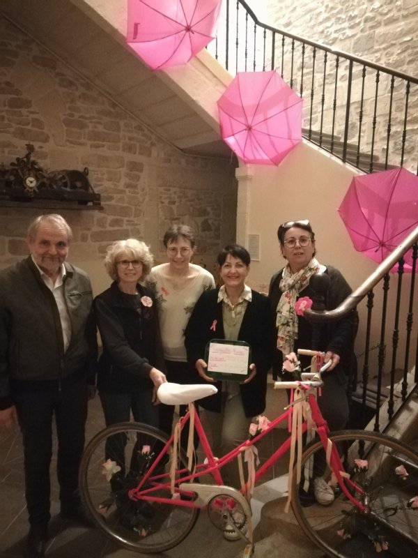 REMISE DES FONDS RECOLTÉ A L'OCCASION D'OCTOBRE ROSE