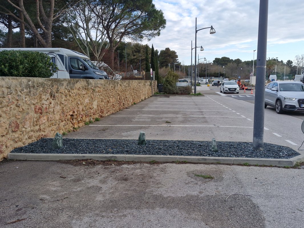 Espaces publics : des monolithes pour décorer l'avenue de la Gare
