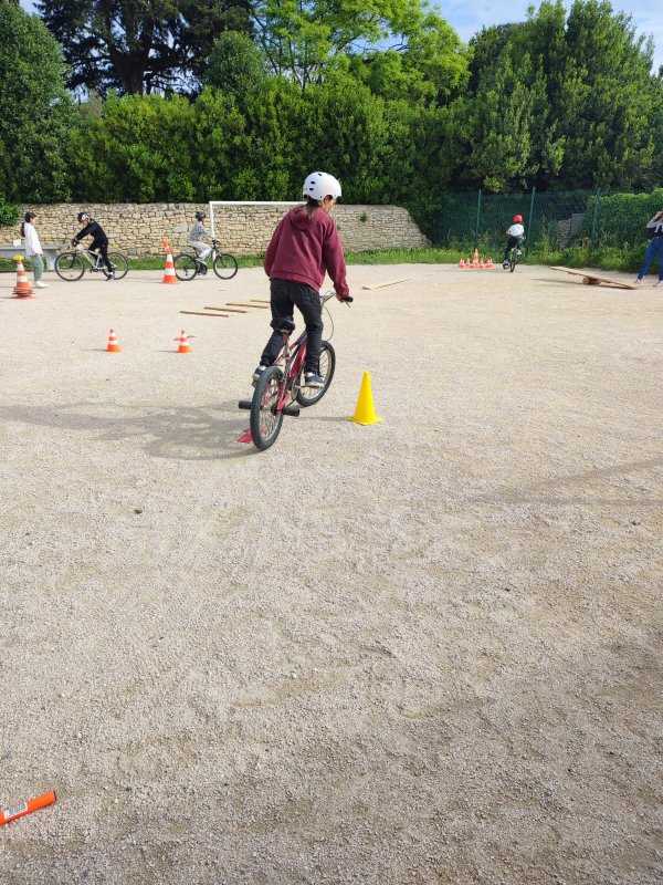 Savoir rouler à l'école la Condamine pour les CM2