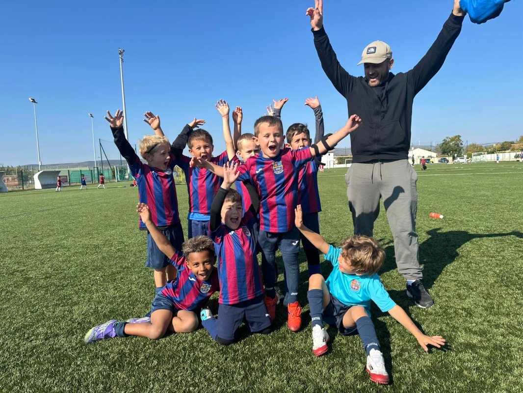 Les U6 et les U7 du FC Domitia participaient au plateau amical Octobre Rose