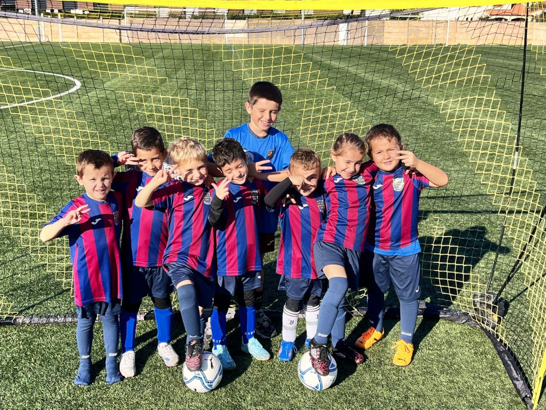 Les U6 du FC Domitia &eacute;taient en plateau &agrave; S&egrave;te ce week-end