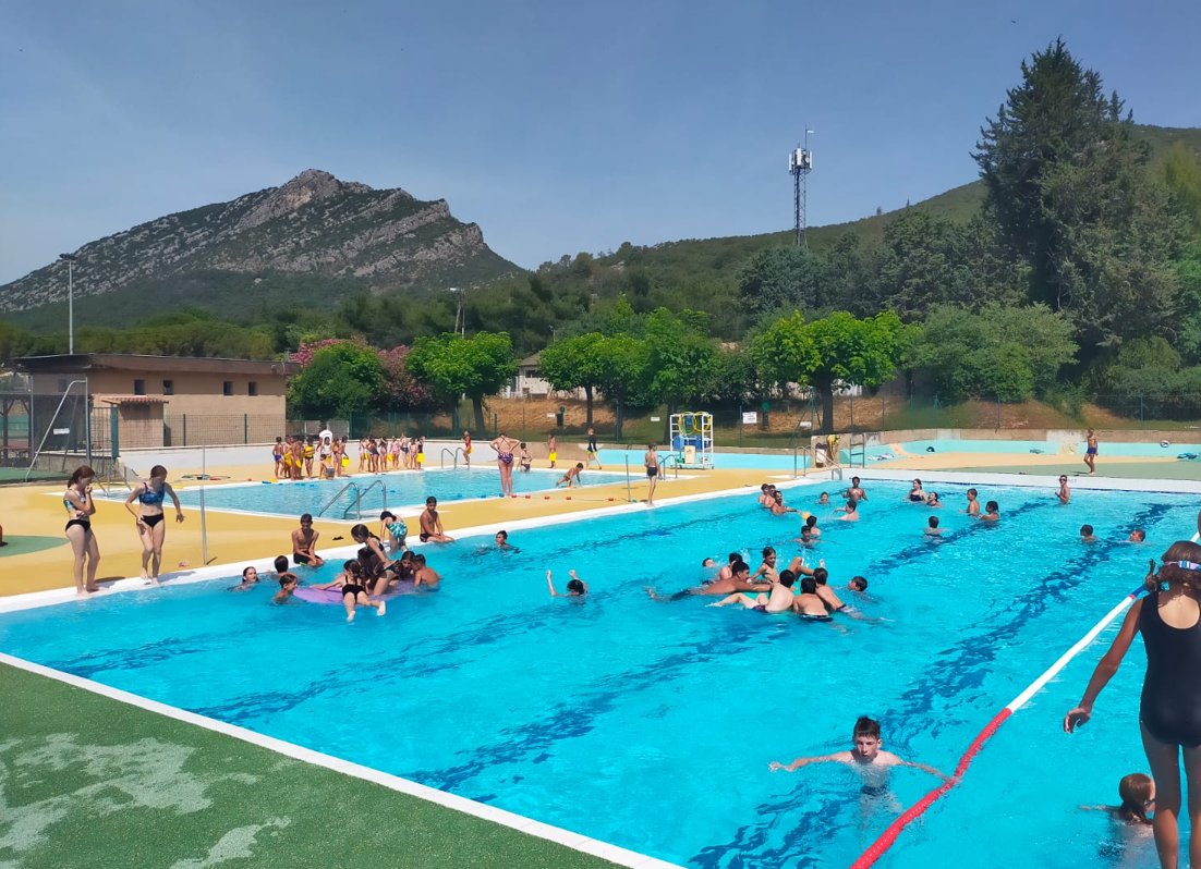 🏊 La piscine municipale rouvre pour la saison estivale !