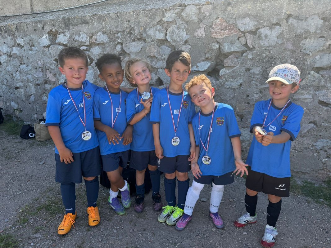 Les U6 du FC Domitia invaincus au tournoi de La Pointe Courte de S&egrave;te