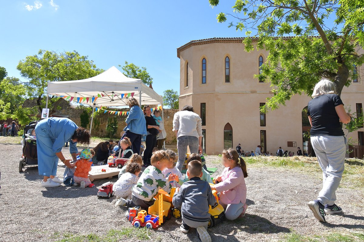 👶Le Printemps des Petits dans le jardin &agrave; l'Espace Saint Roch